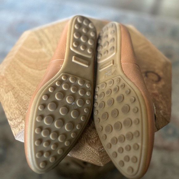 Coach Leather loafers Size 12
Great condition - Picture 10 of 10